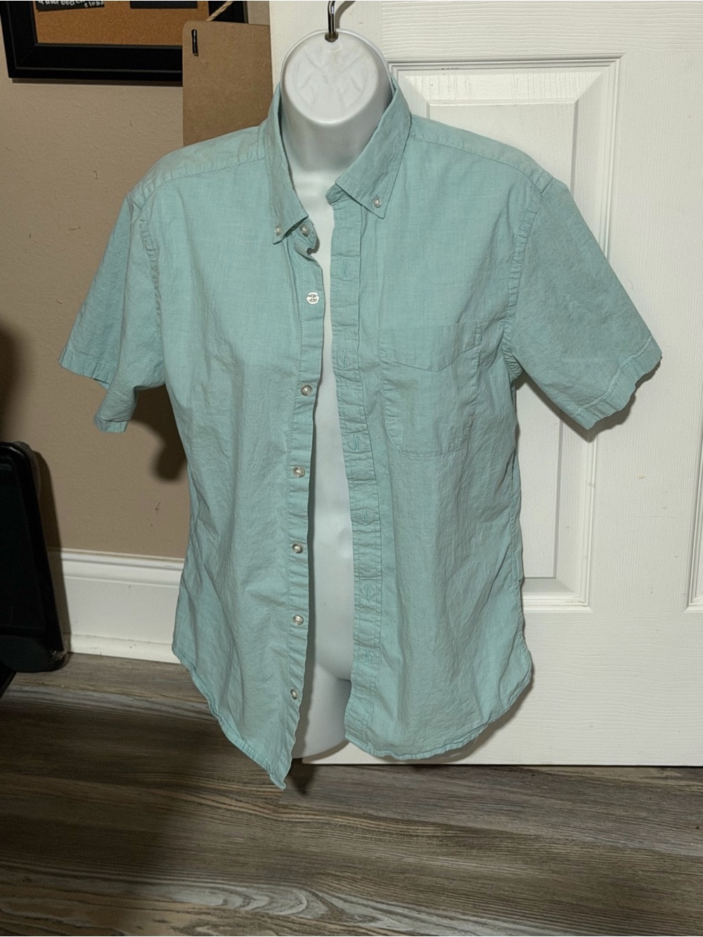 Old Navy Light Aqua Short-Sleeve Button-Down Shirt